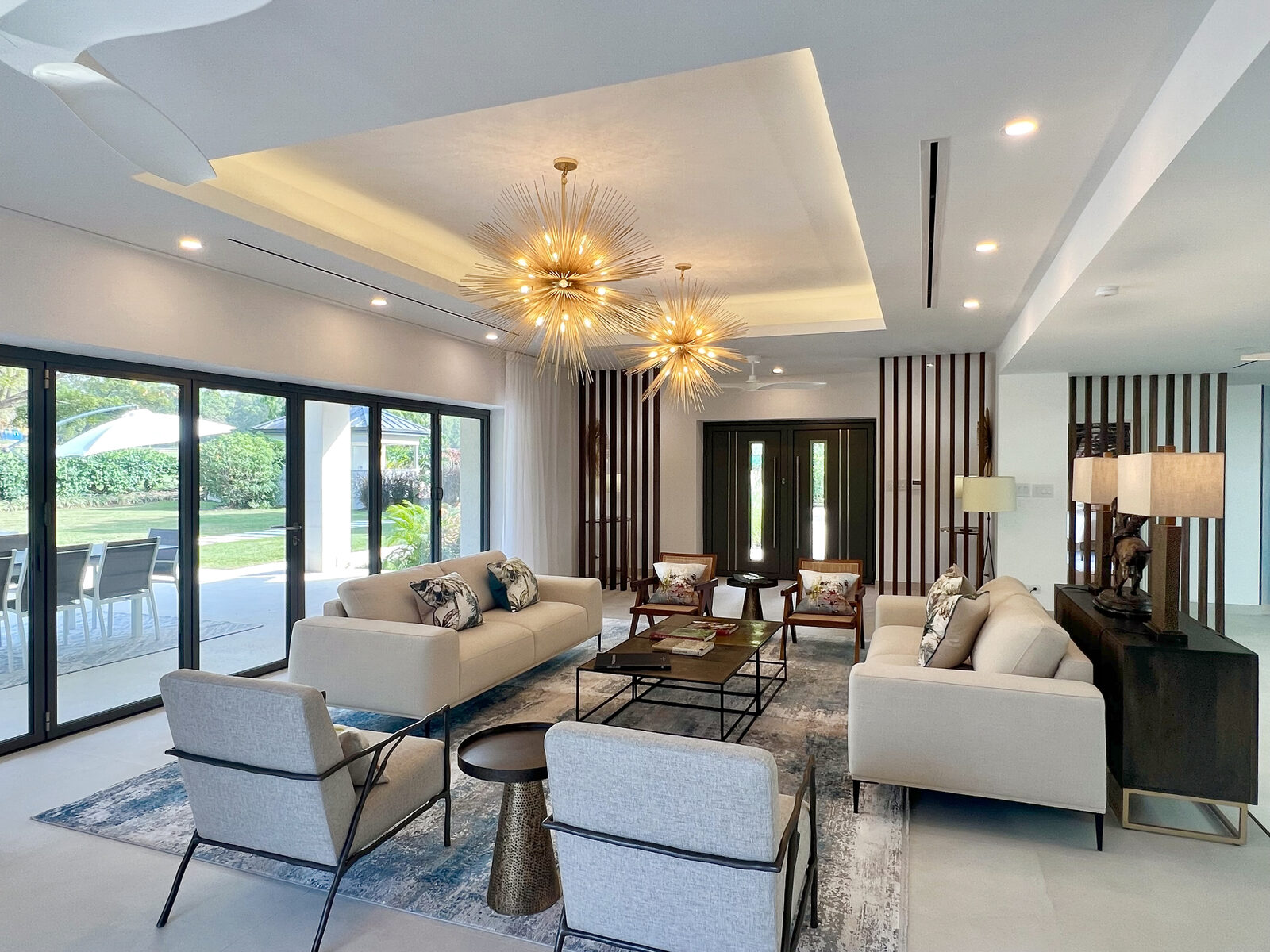 The Living Room, Buttsbury Court